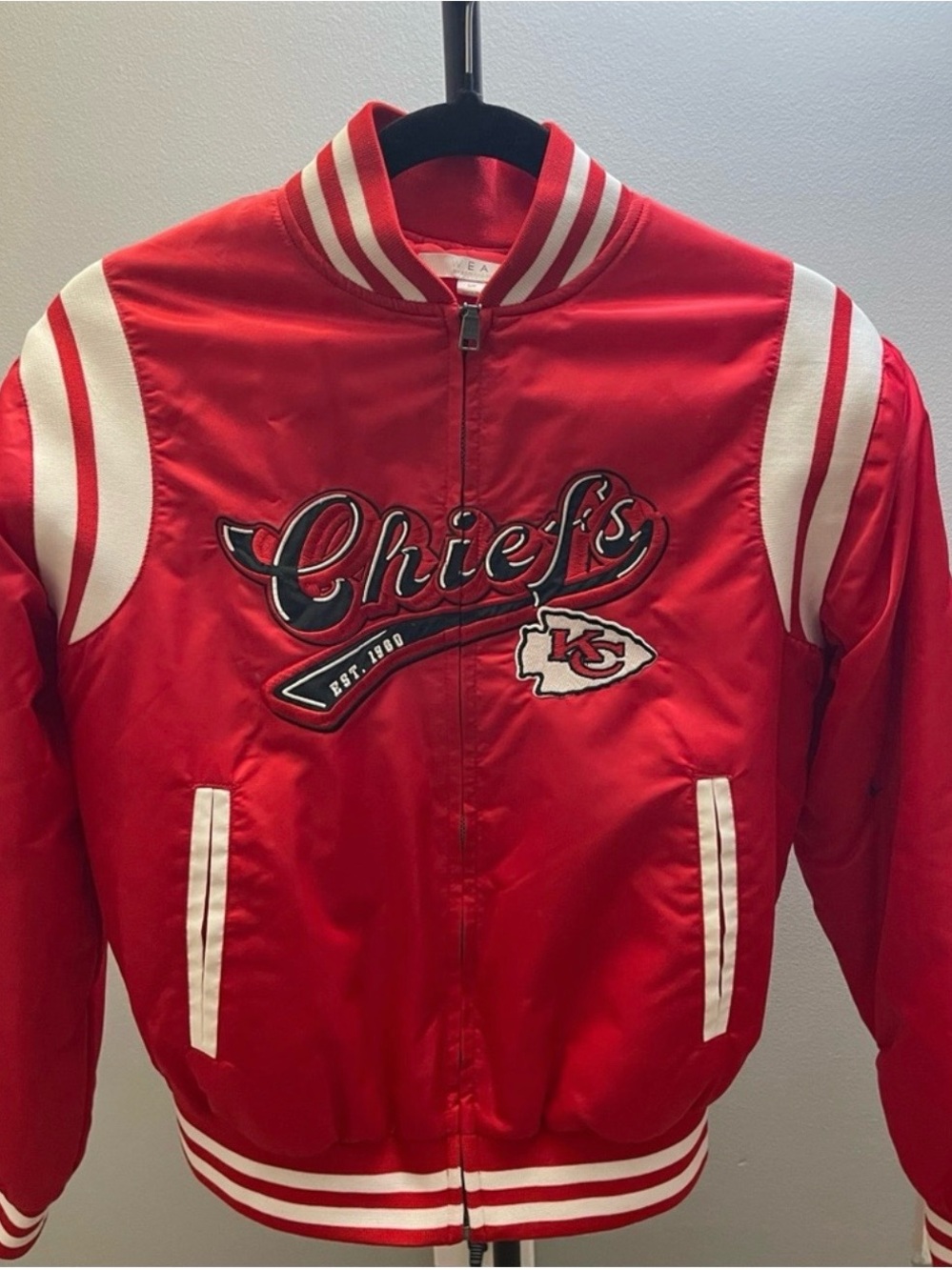 Kansas City Chiefs Red Satin Bomber Jacket NWT Small